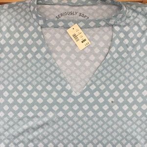 Aeropostale choker tee